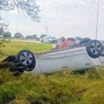 UNA FAMILIA DE BUENOS AIRES VOLCÓ EN LA AUTOPISTA DE LAS SERRANÍAS PUNTANAS