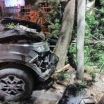 CHOCÓ CONTRA UN ÁRBOL Y EL ALCOTEST PERMITIÓ CONOCER LA CAUSA…